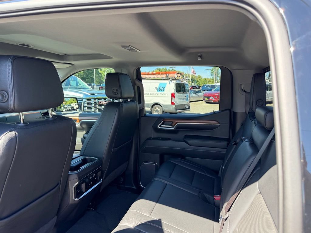 Used 2023 GMC Sierra 1500 Denali w/ Denali Reserve Package AWD/4WD image 37