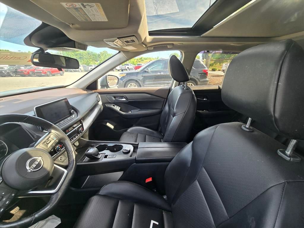 Used 2023 Nissan Rogue SV w/ SV Premium Package AWD/4WD image 4