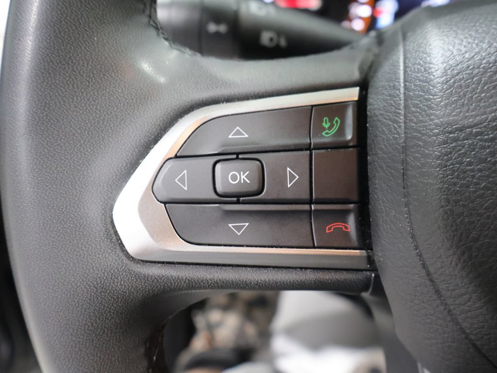 Used 2023 Jeep Compass Limited AWD/4WD image 31