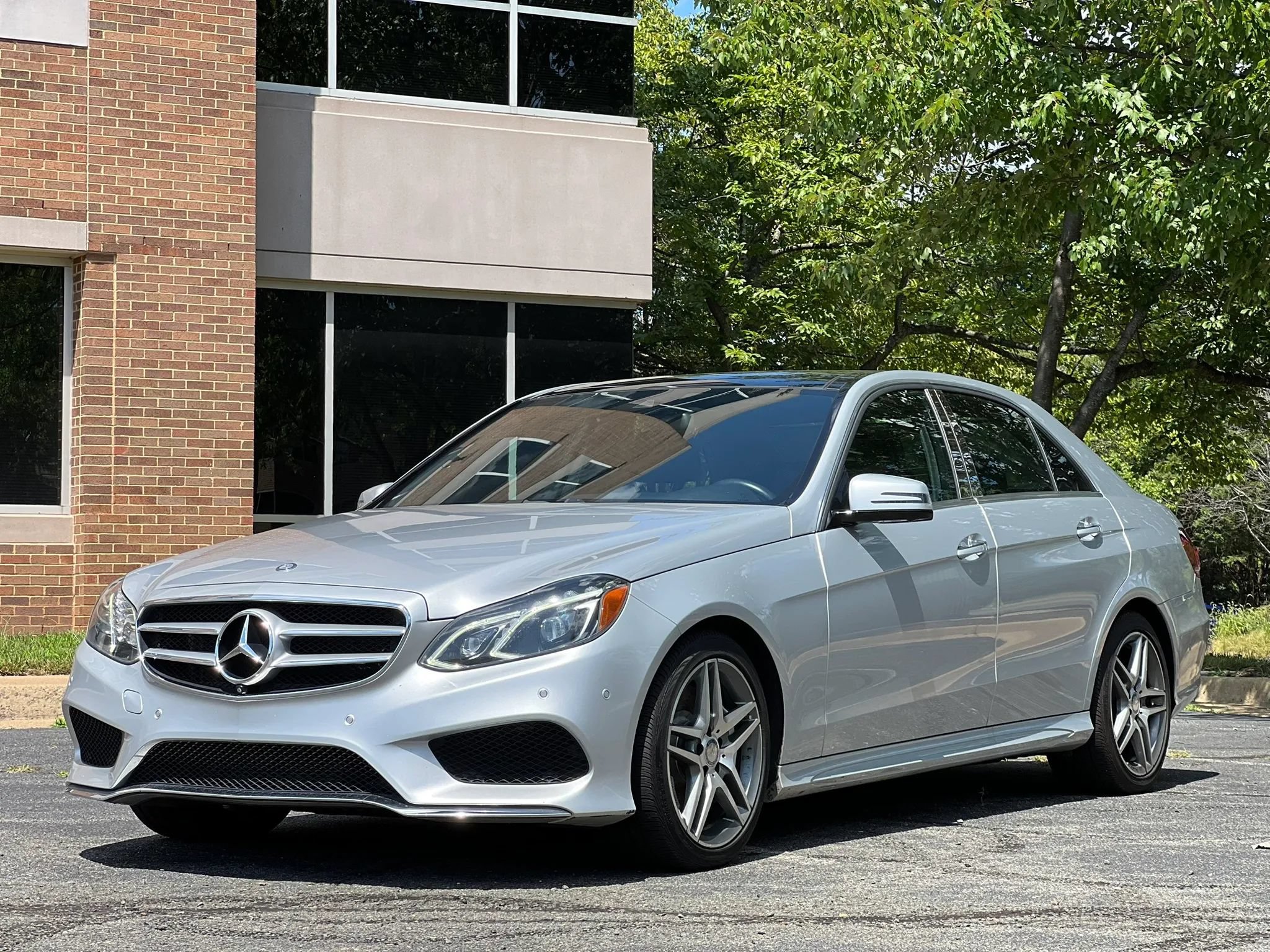 Used 2014 Mercedes-Benz E 550 4MATIC Sedan w/ Premium 1 Package