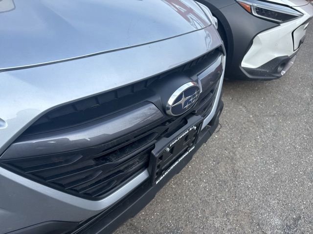 Used 2025 Subaru Outback Premium image 3