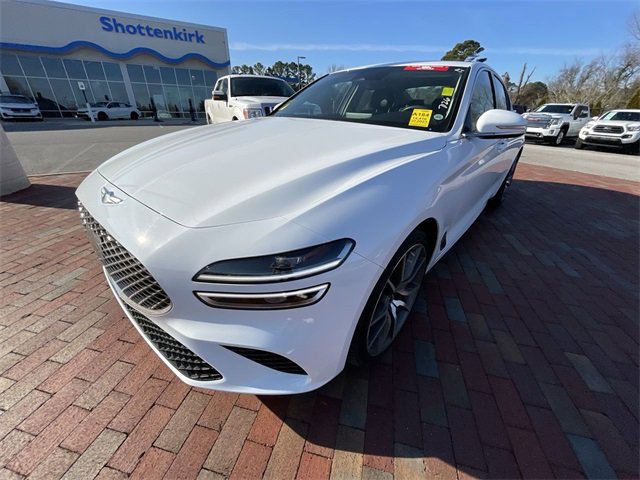 Used 2023 Genesis G70 2.0T image 13