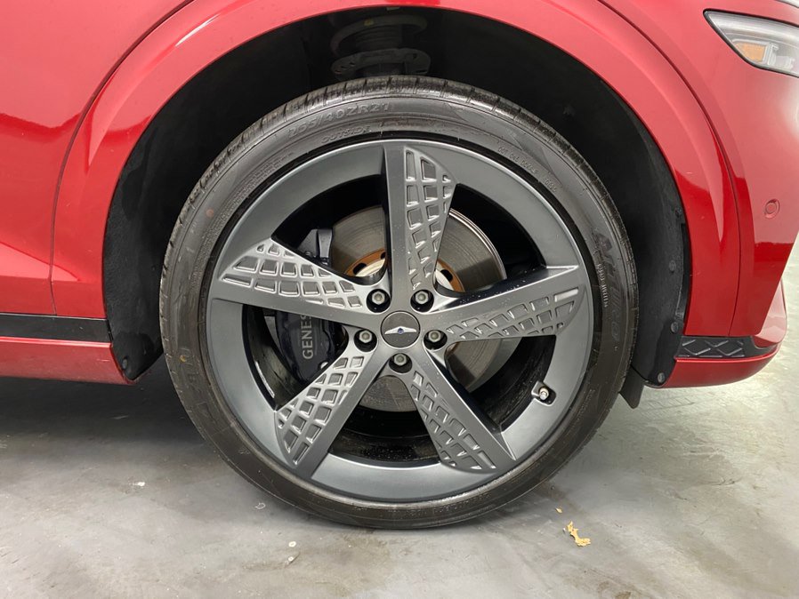 Used 2023 Genesis GV70 2.5T w/ Sport Prestige Package image 16