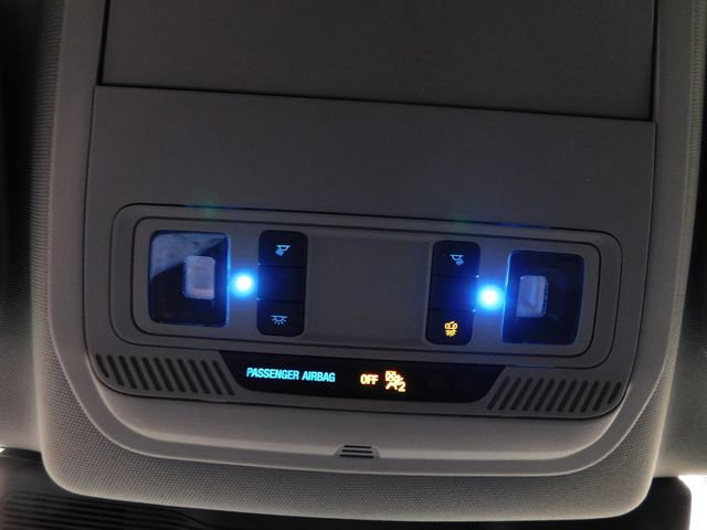 Used 2022 Ford Explorer XLT image 35