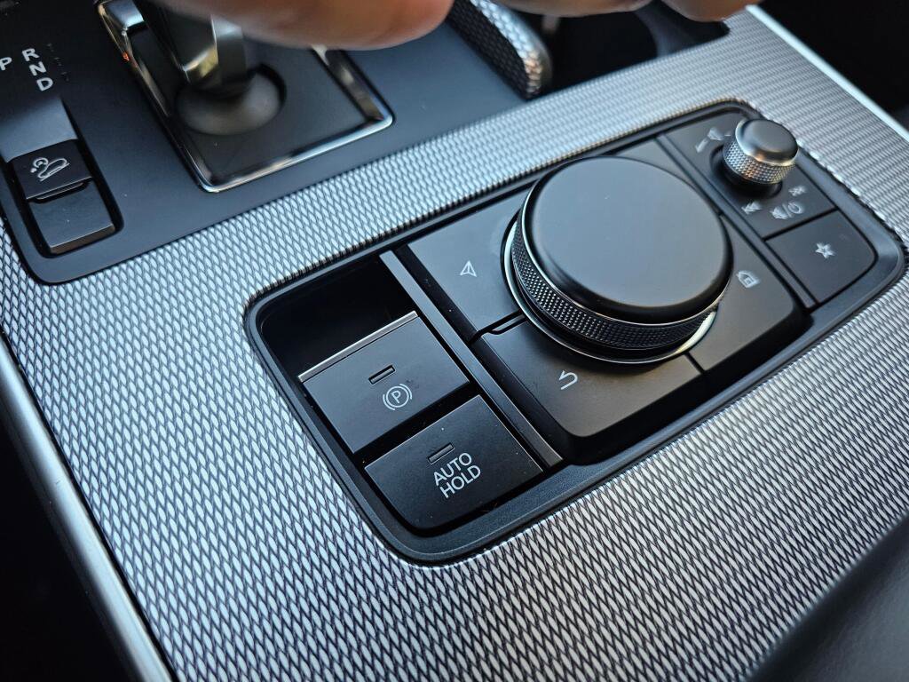 Certified 2024 MAZDA CX-90 Plug-In Hybrid w/ Premium Pkg image 36