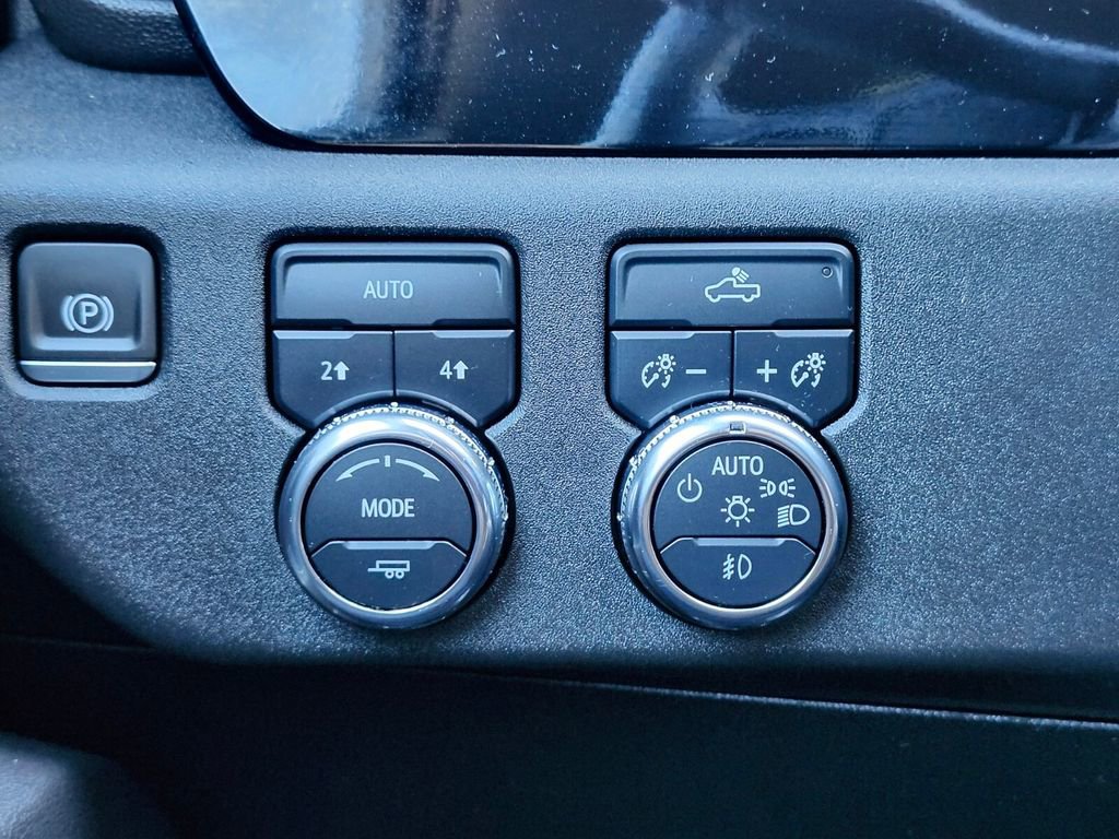 Used 2023 GMC Sierra 1500 Elevation image 21