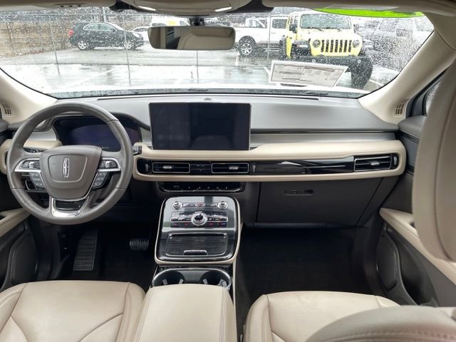 Used 2023 Lincoln Nautilus Standard w/ Premium Package image 34