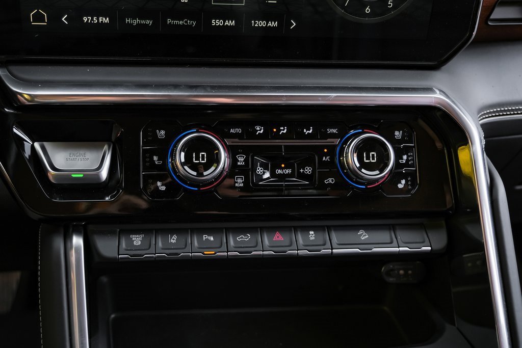 Used 2024 GMC Sierra 3500 Denali Ultimate image 31