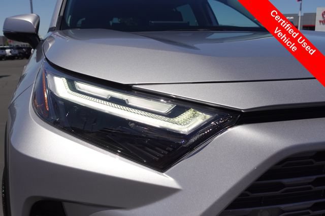 Certified 2022 Toyota RAV4 Limited FWD image 6
