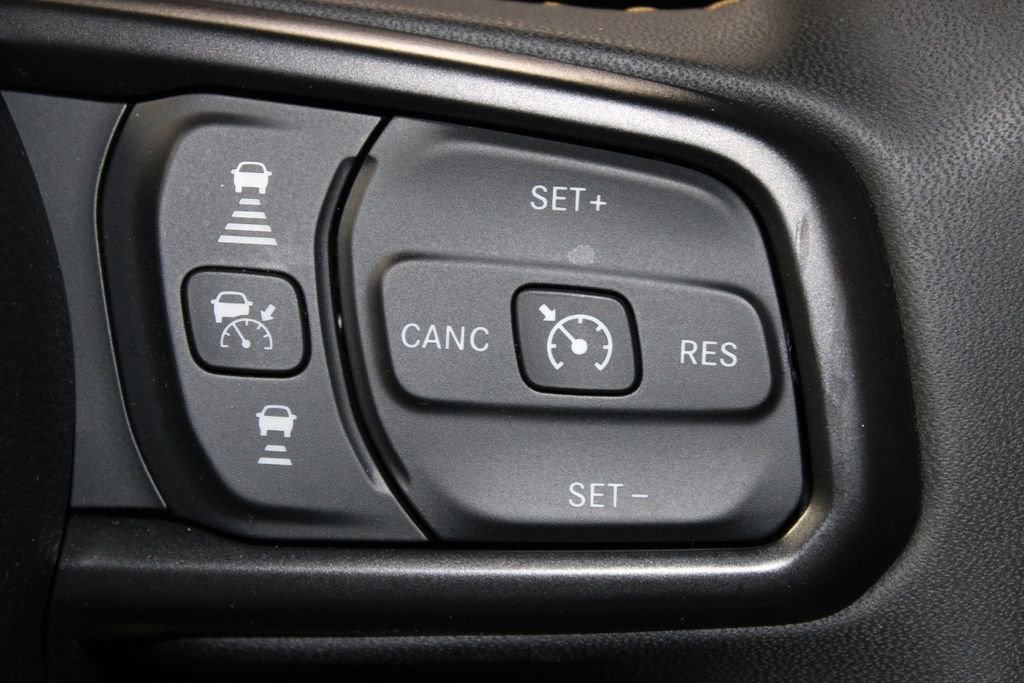 Used 2024 Jeep Wrangler Sport AWD/4WD image 35