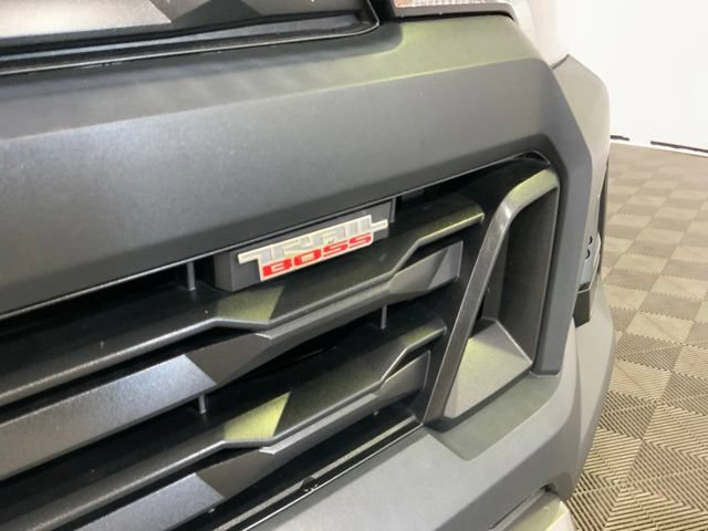 Used 2023 Chevrolet Colorado Trail Boss w/ Advanced Trailering Package AWD/4WD image 15