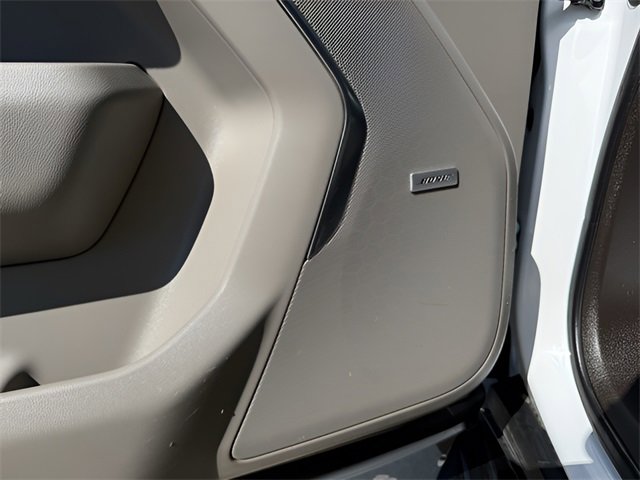 Used 2021 Chevrolet Tahoe LT w/ Luxury Package image 16