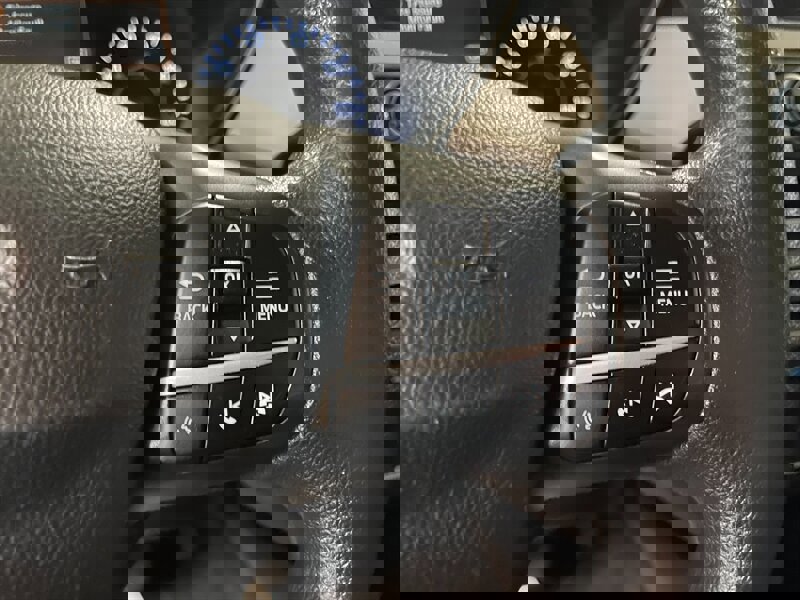 Used 2020 Ford Escape SE image 11