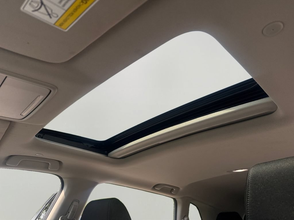 Certified 2025 Honda CR-V EX image 21
