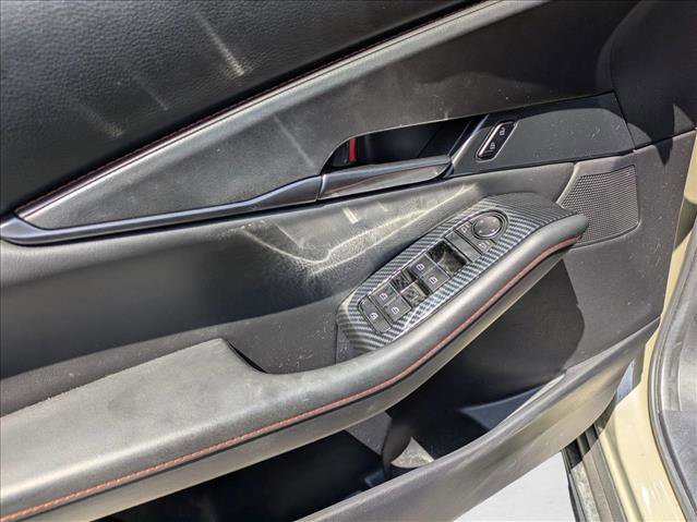 Used 2024 MAZDA CX-30 Carbon image 15