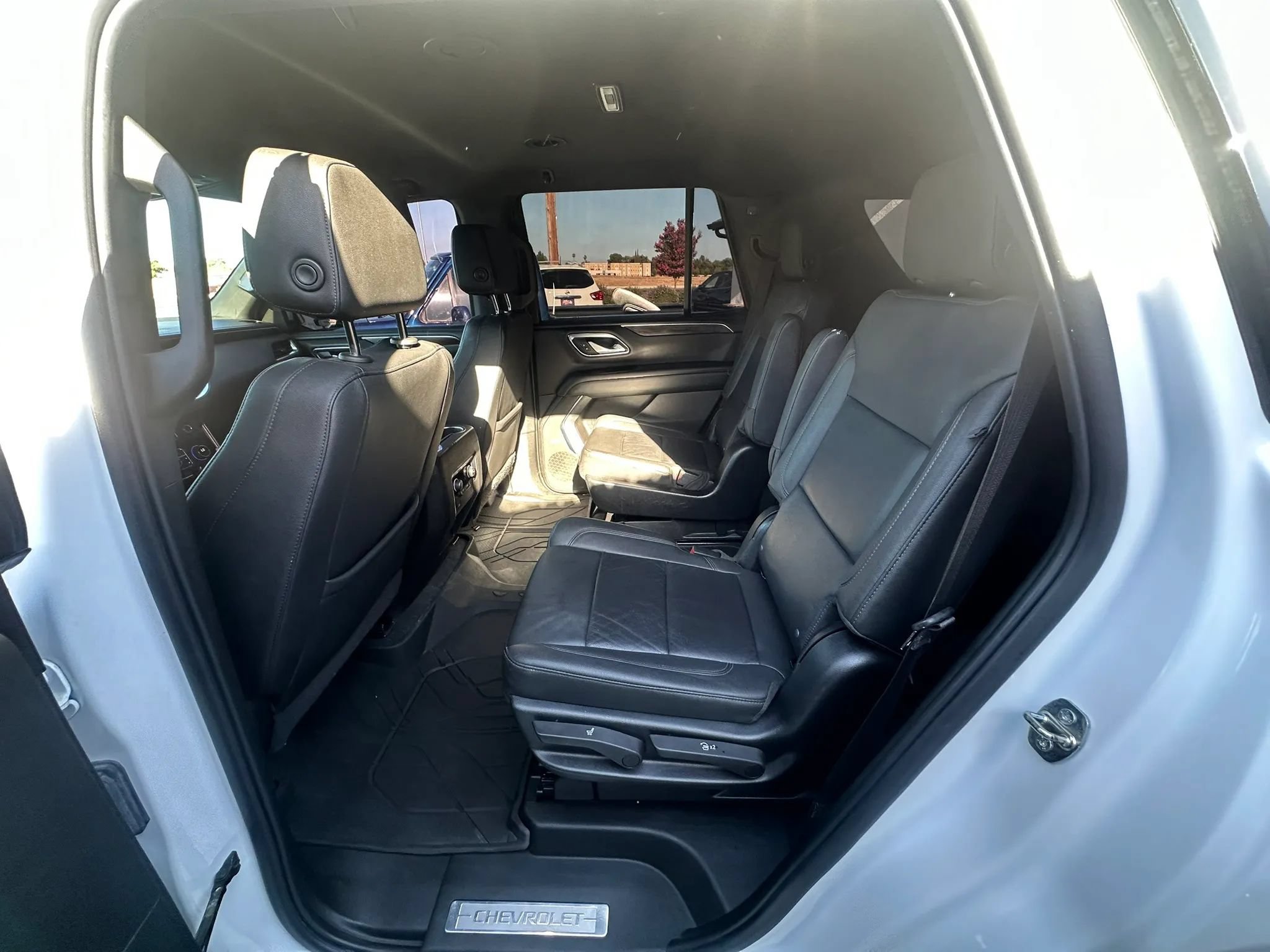 Used 2022 Chevrolet Tahoe LT RWD image 21