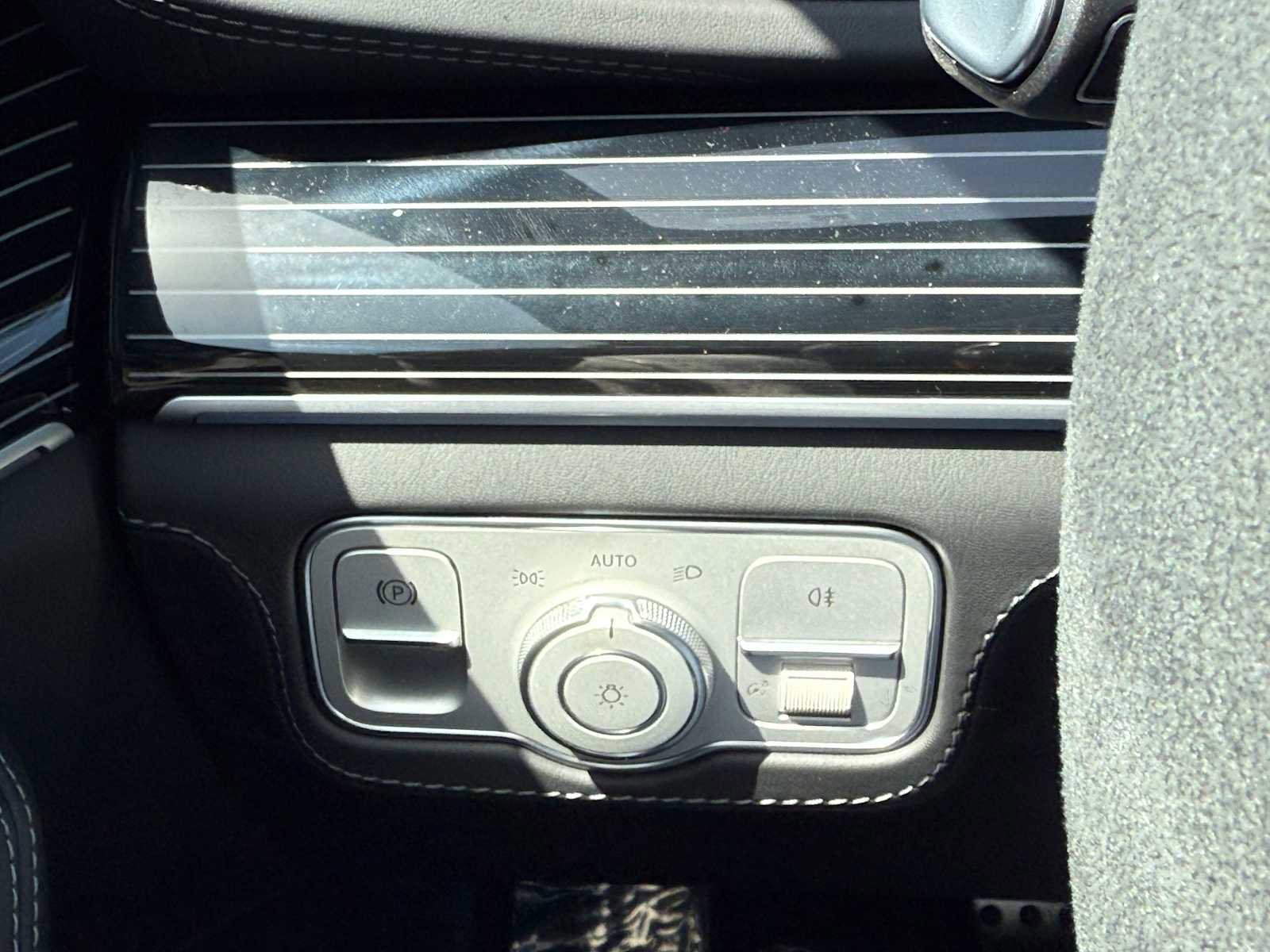 New 2025 Mercedes-Benz GLS 63 AMG 4MATIC image 36