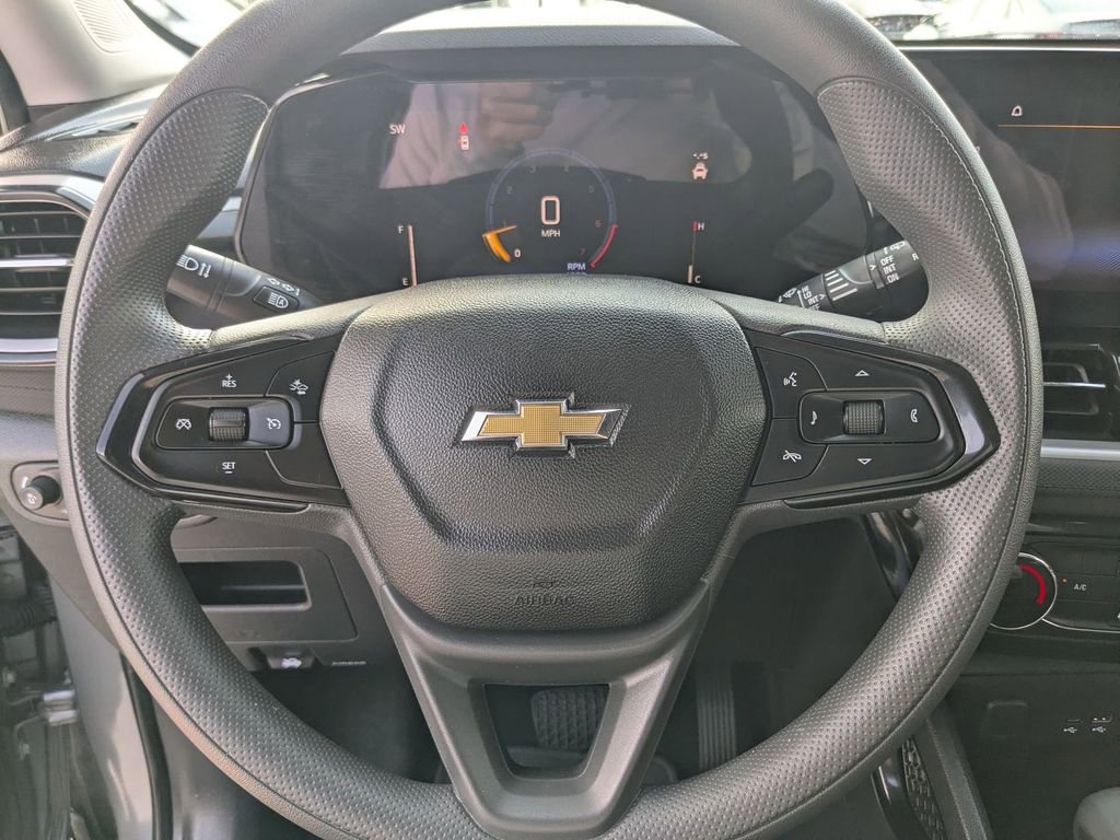 Used 2025 Chevrolet TrailBlazer LT image 18