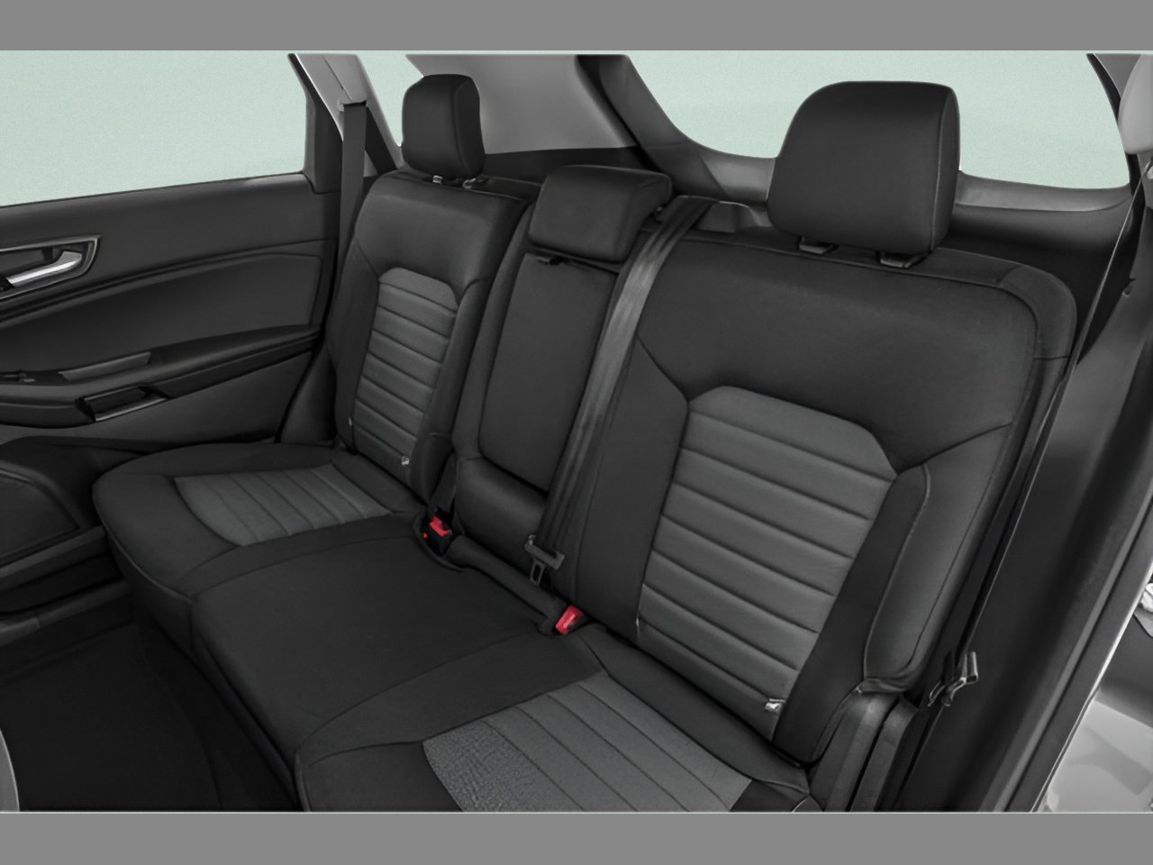 Used 2024 Ford Edge SE w/ Black Appearance Package AWD/4WD image 25