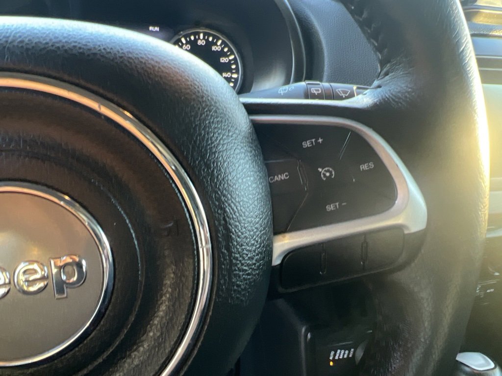 Used 2020 Jeep Renegade Trailhawk w/ Cold Weather Group image 17