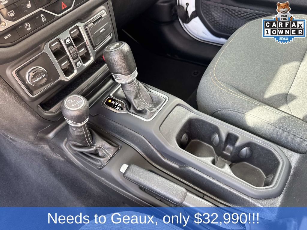 Used 2024 Jeep Wrangler Unlimited Sahara AWD/4WD image 47