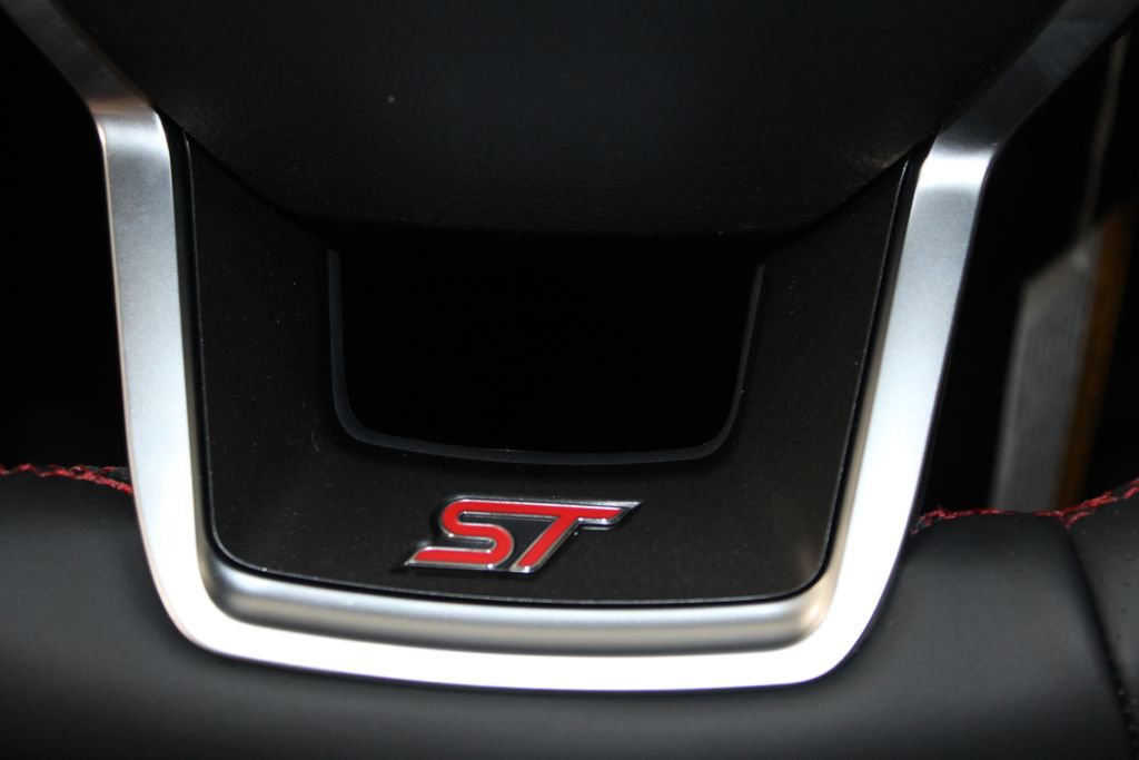 New 2026 Ford Explorer ST w/ Sun And Sound Package image 41