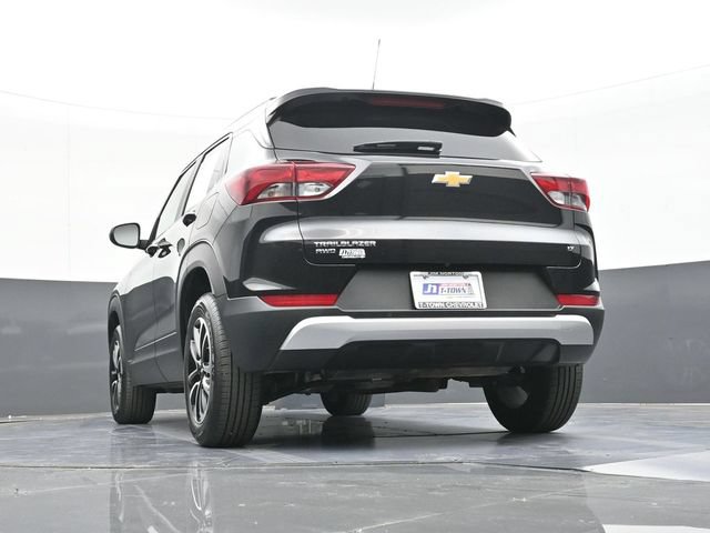 Used 2025 Chevrolet TrailBlazer LT AWD/4WD image 43