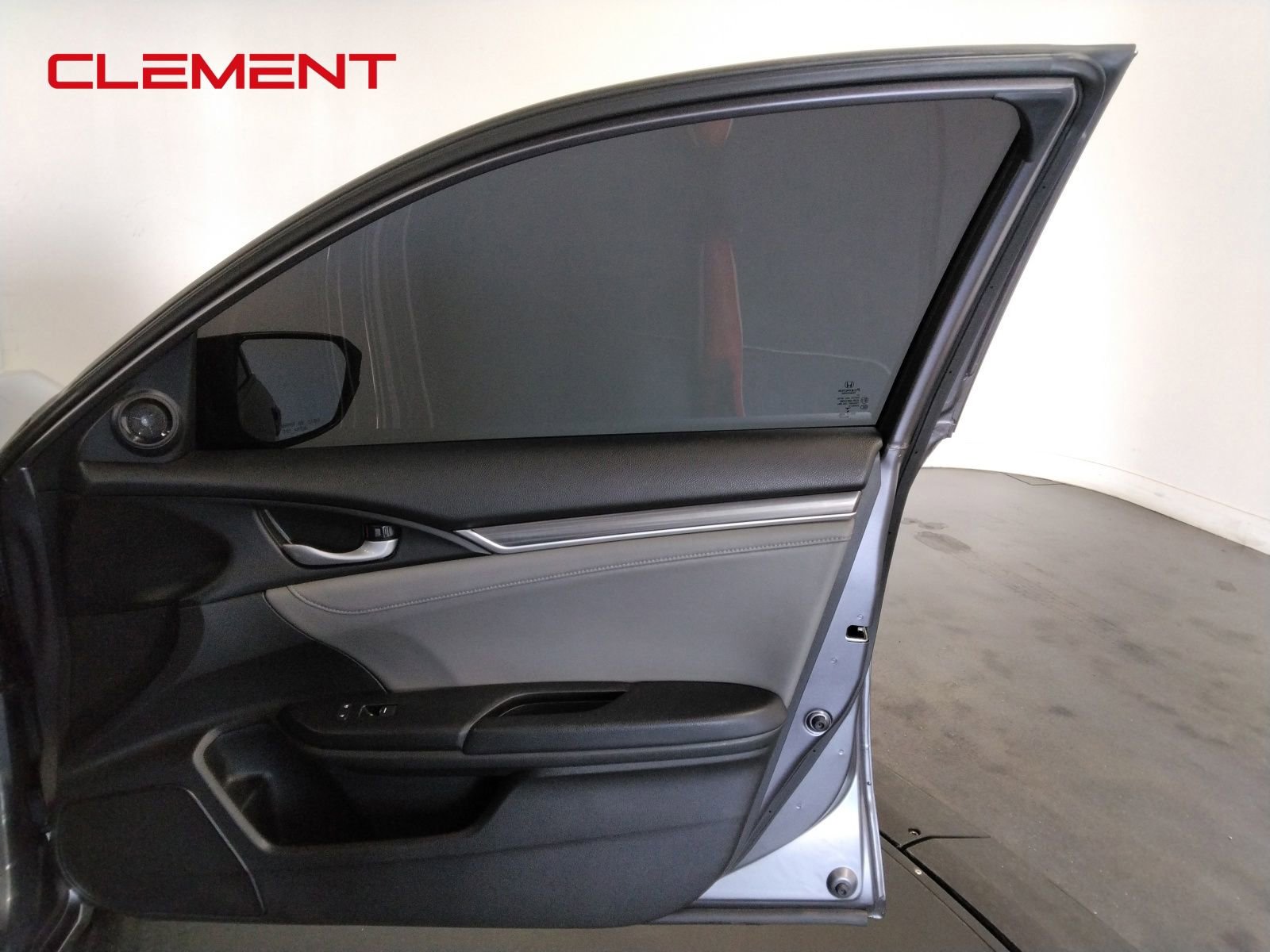 Used 2020 Honda Civic EX-L image 37