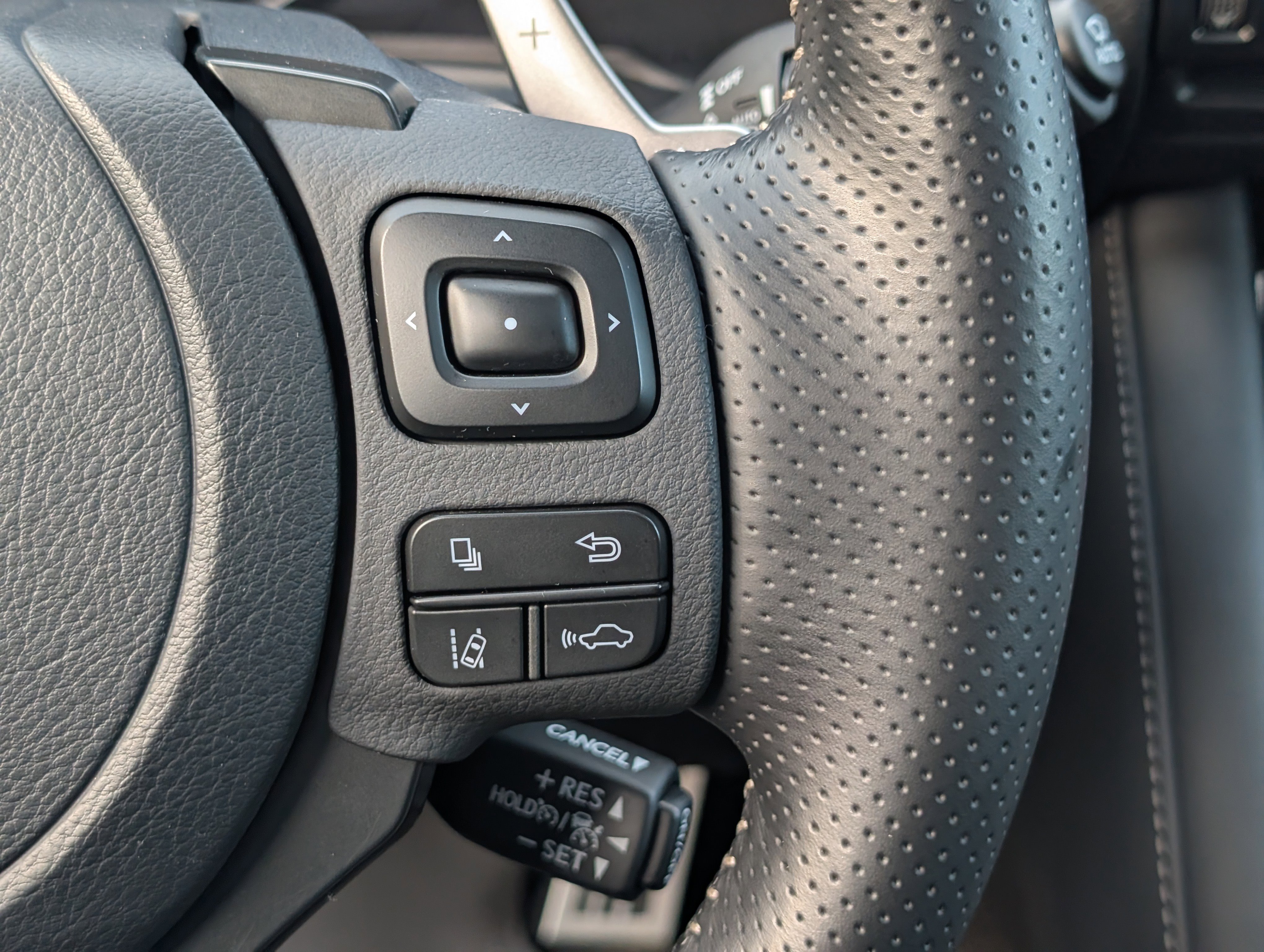 Certified 2024 Lexus IS 350 F Sport image 25