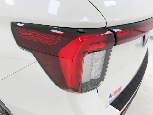 Used 2025 Ford Explorer ST RWD image 36