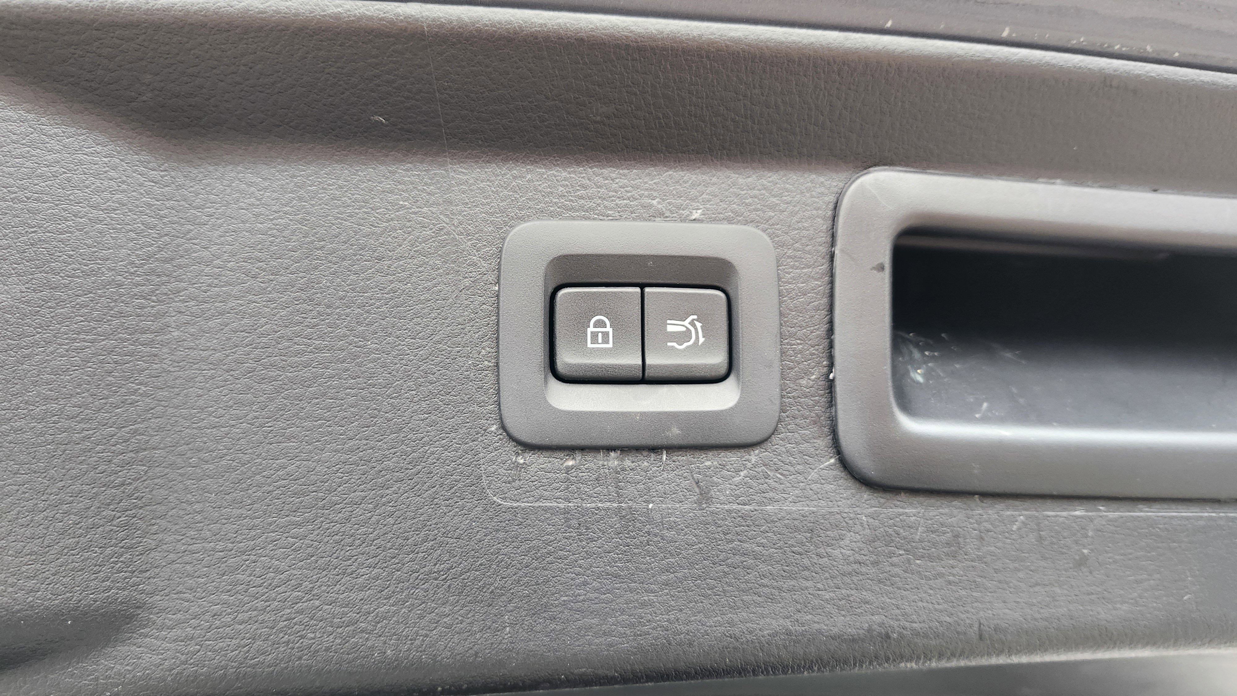 Used 2023 MAZDA CX-50 AWD 2.5 S w/ Cargo Package image 24