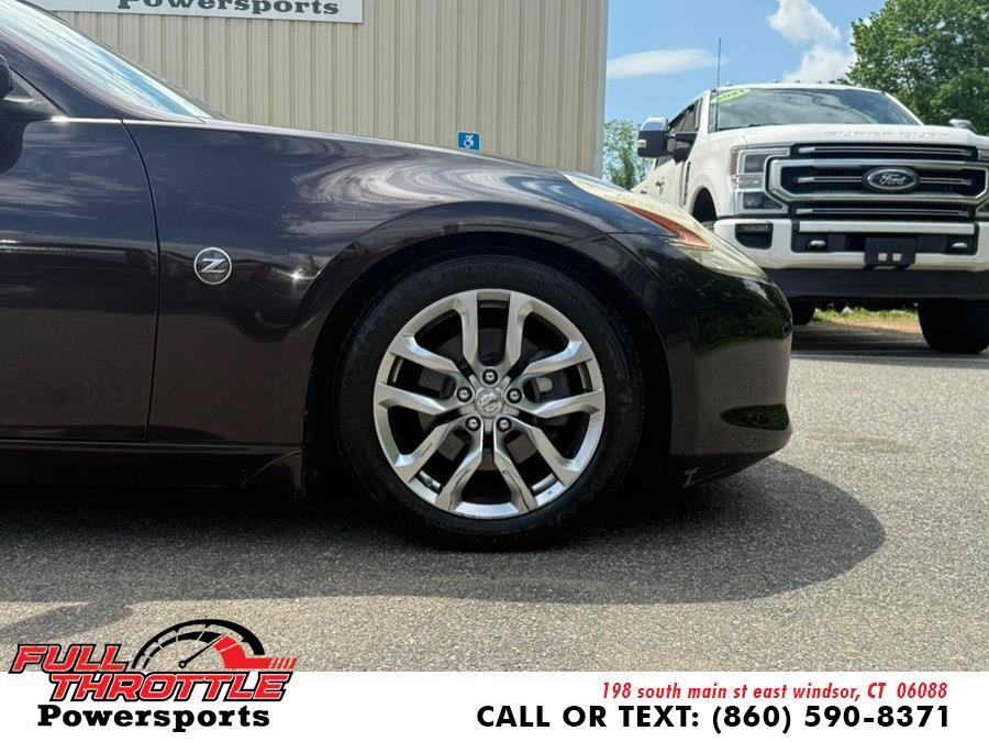 Used 2010 Nissan 370Z Touring RWD image 21