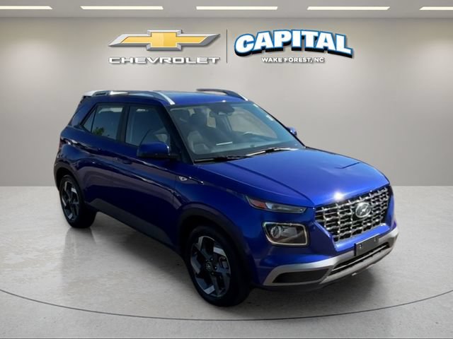 Used 2025 Hyundai Venue SEL FWD image 7