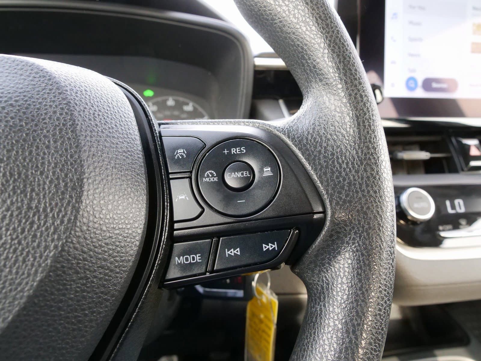 Used 2024 Toyota Corolla LE image 22