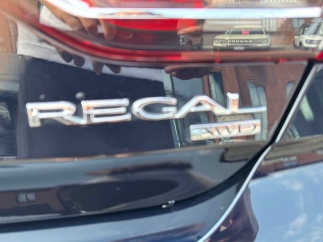 Used 2019 Buick Regal Essence w/ Driver Confidence Package I AWD/4WD image 8