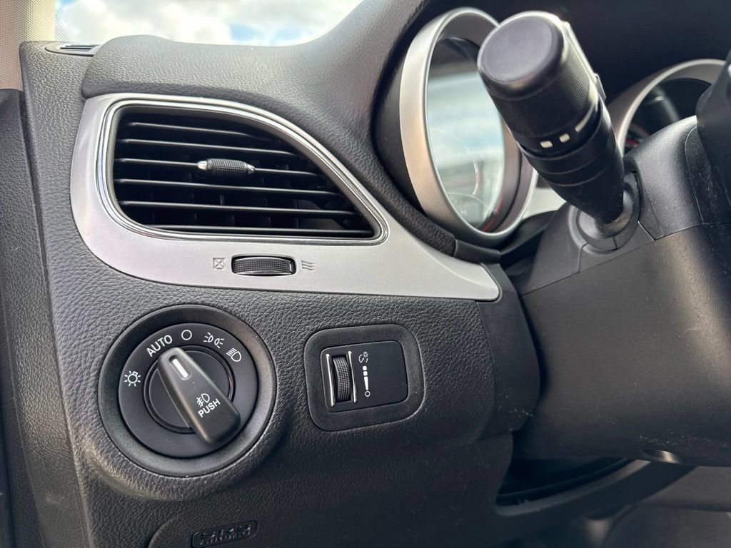 Used 2017 Dodge Journey SXT w/ Premium Group FWD image 20