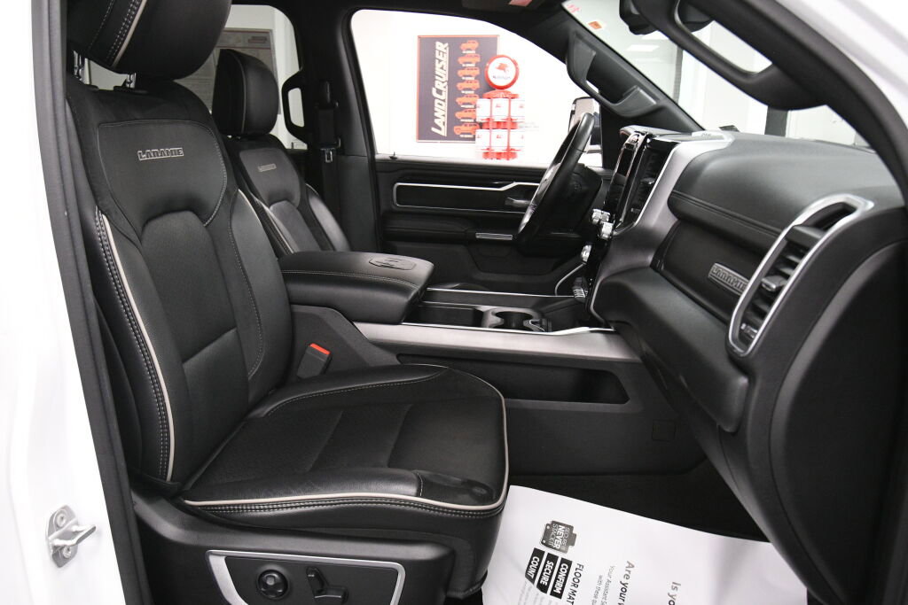 Used 2020 RAM 1500 Laramie AWD/4WD image 27