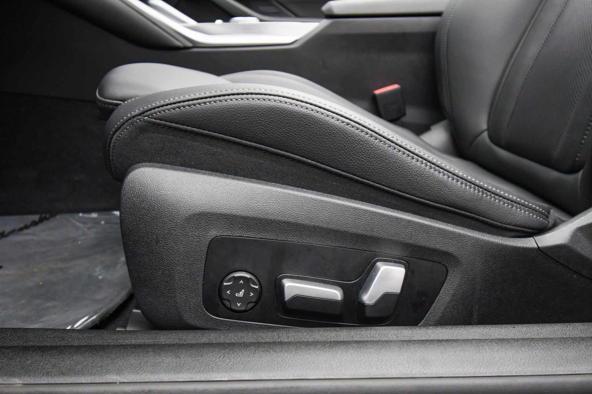 Used 2024 BMW 440i xDrive Convertible image 42