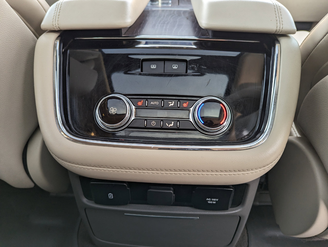 Used 2020 Lincoln Navigator L Reserve w/ Equipment Group 201A Reserve image 43
