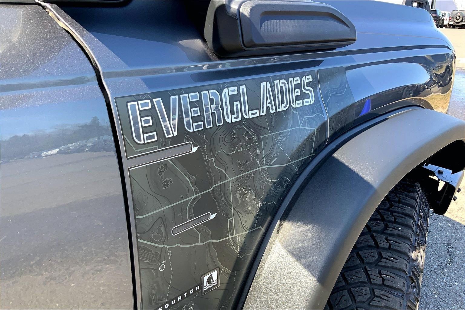 Used 2024 Ford Bronco Everglades image 9