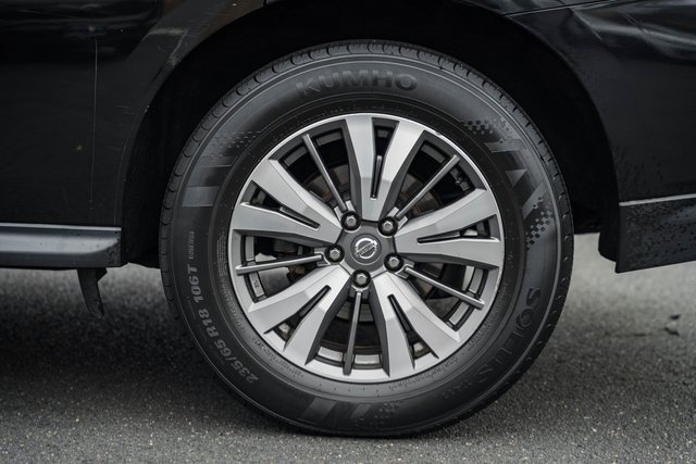 Used 2019 Nissan Pathfinder SL image 18