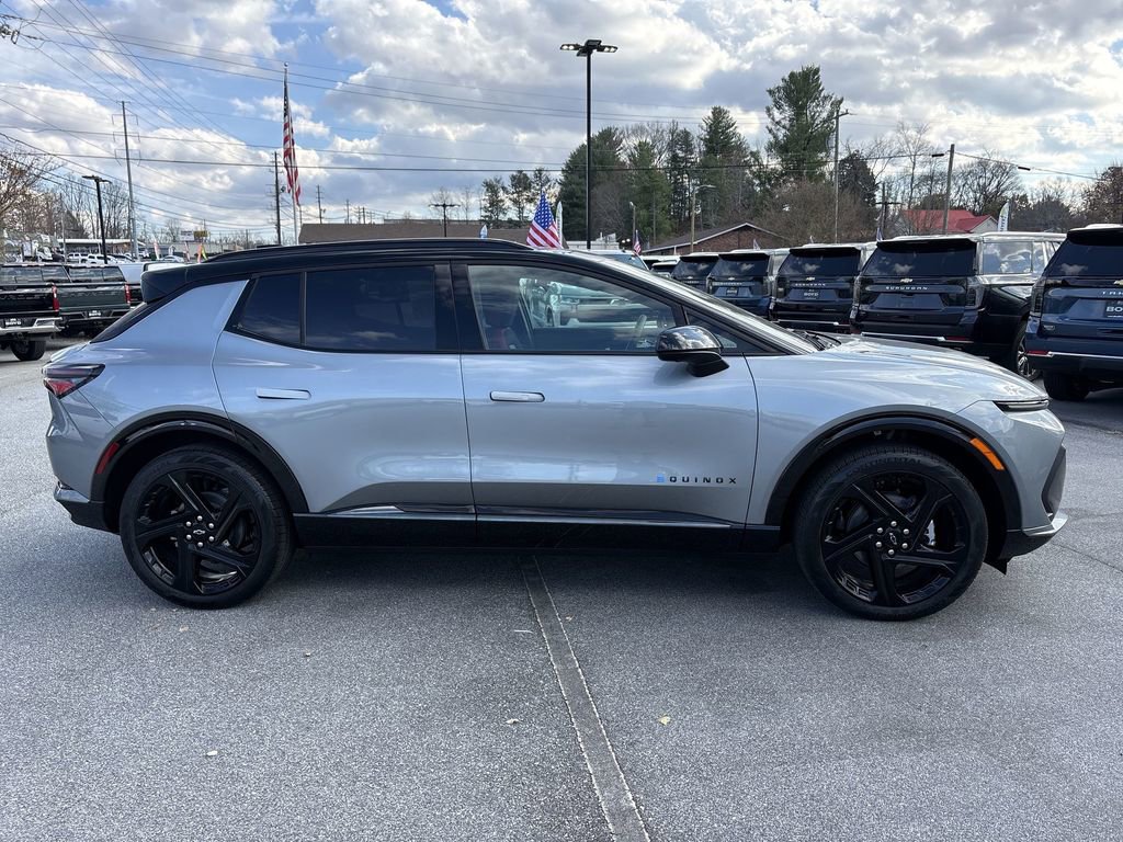 New 2026 Chevrolet Equinox EV RS image 9