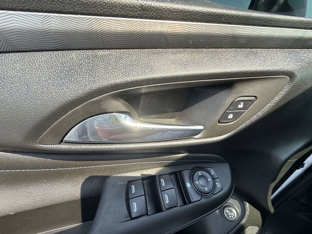 Certified 2025 Buick Envista Sport Touring w/ Convenience II Package image 30