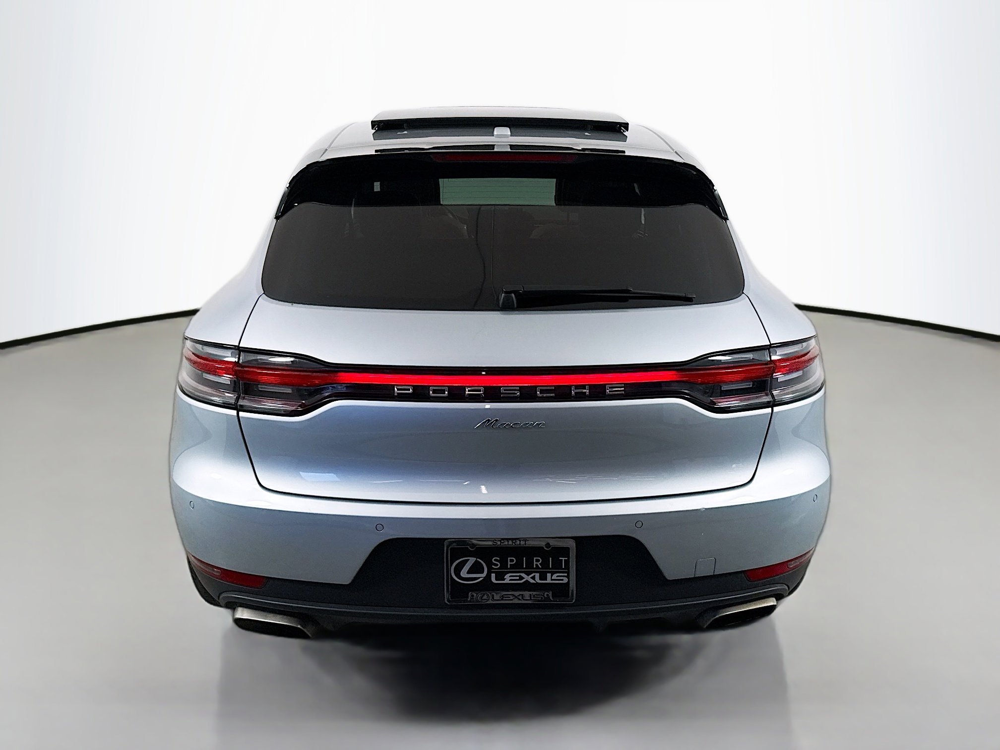 Used 2020 Porsche Macan Base image 6