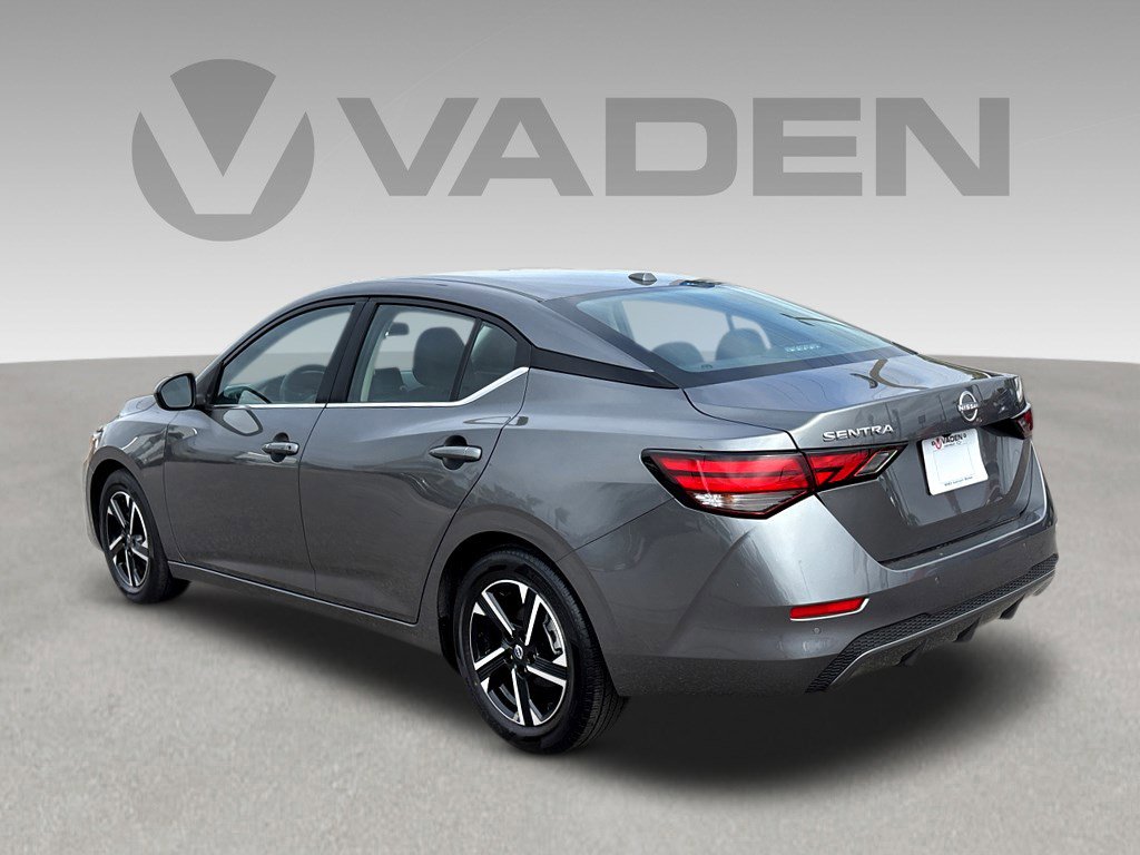 Used 2025 Nissan Sentra SV image 24