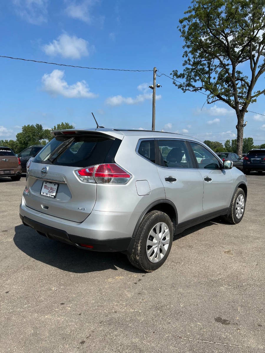 Used 2016 Nissan Rogue S image 5