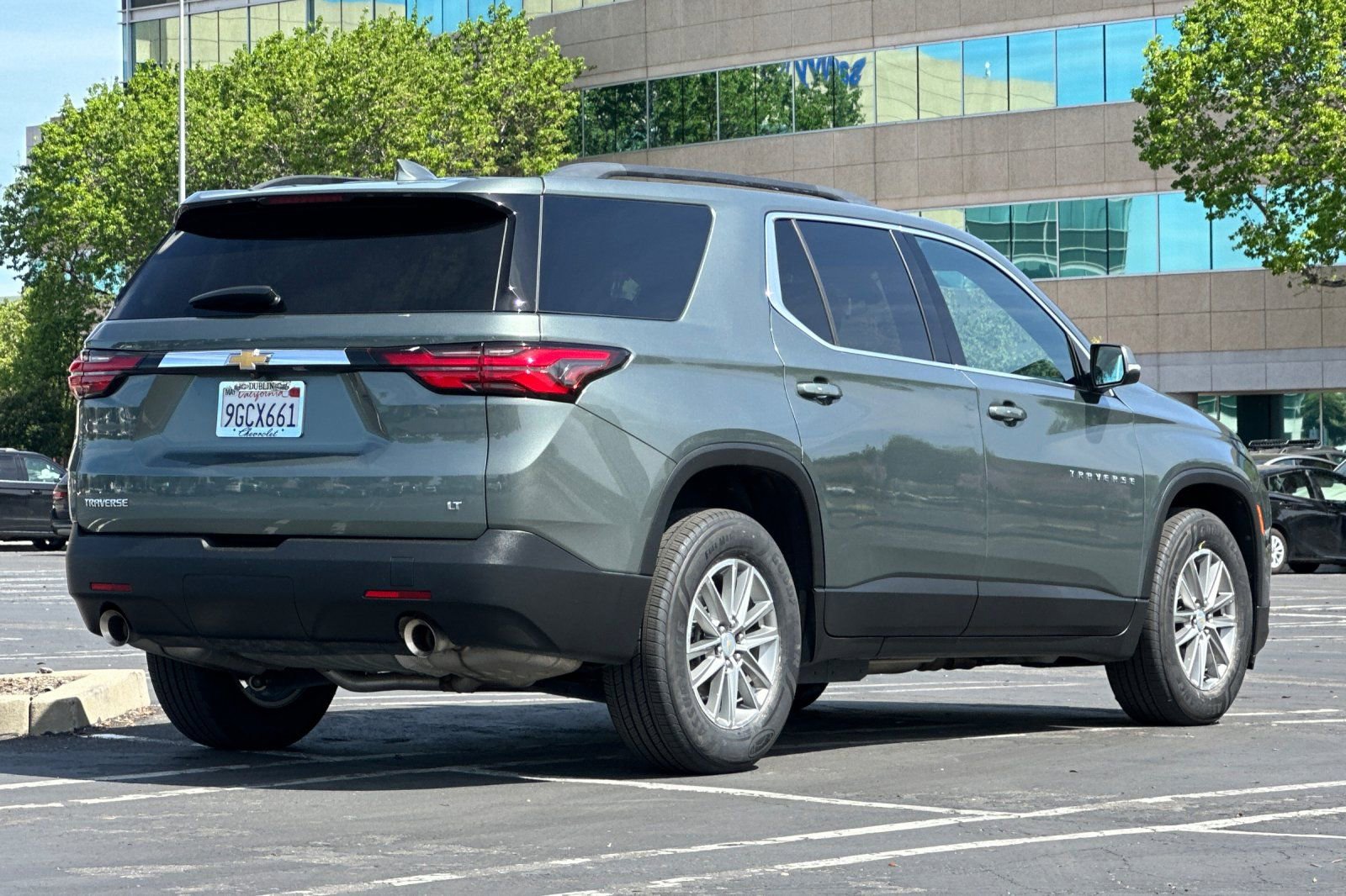 Certified 2023 Chevrolet Traverse LT image 4