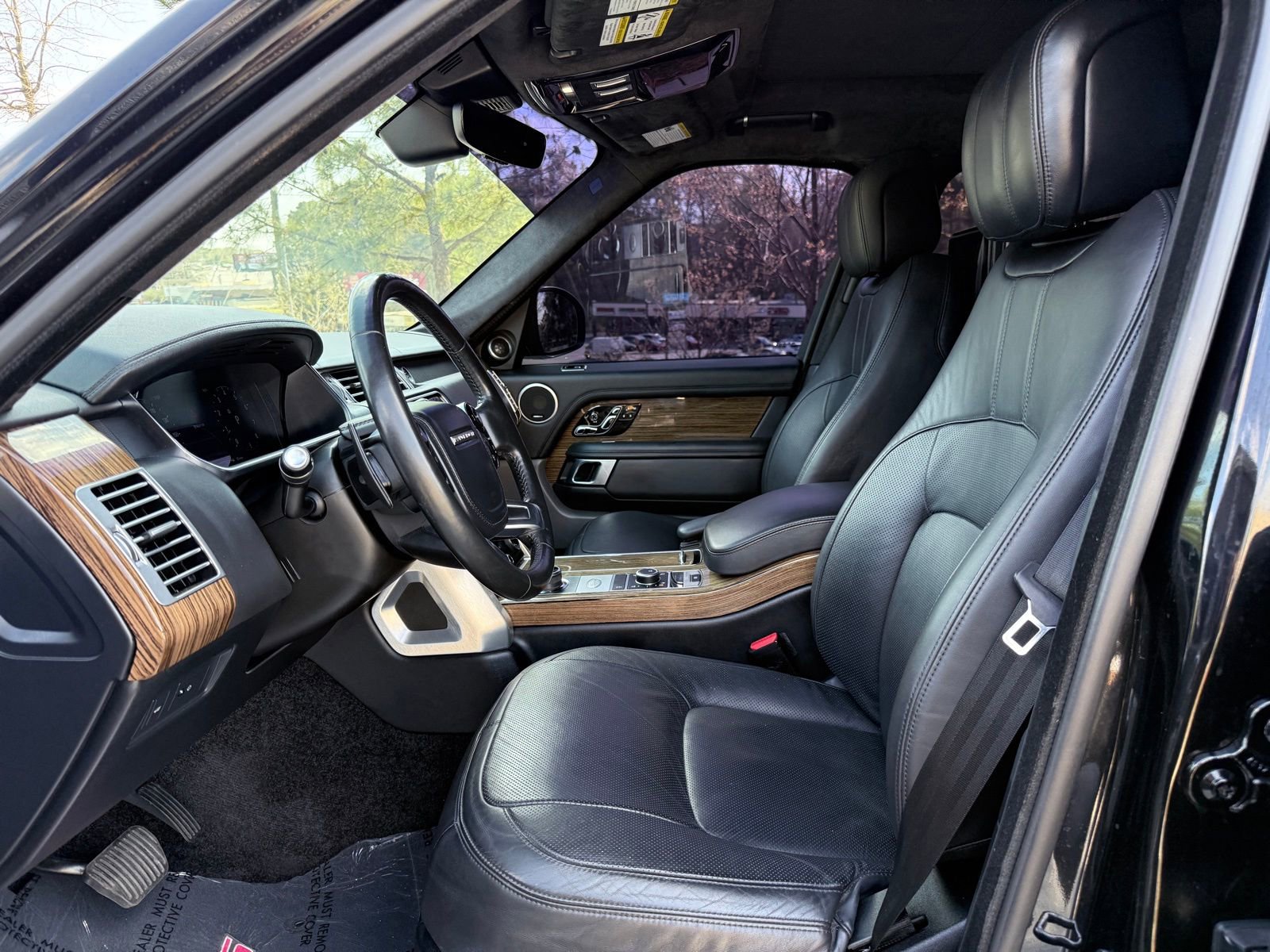 Used 2018 Land Rover Range Rover Supercharged image 36