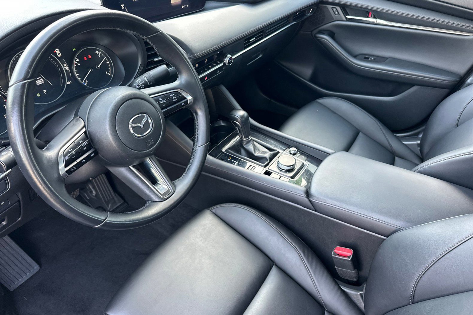 Used 2025 MAZDA MAZDA3 s image 10