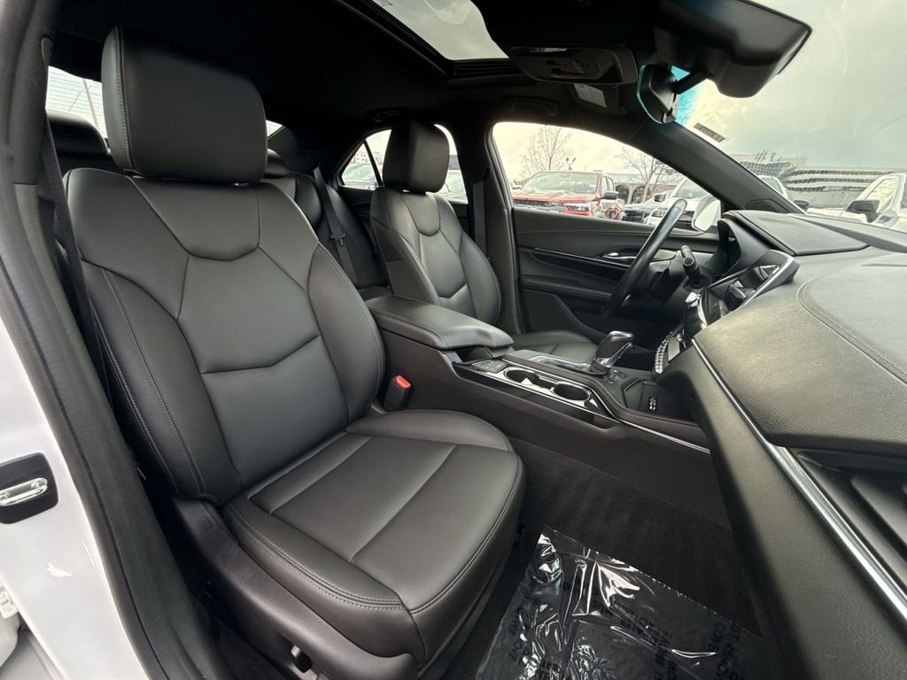 Used 2023 Cadillac CT4 Luxury w/ Sun And Sound Package image 27